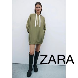 ザラ(ZARA)の【試着のみ】ZARA トラックスタイルフーディワンピース S ミニワンピース(ミニワンピース)