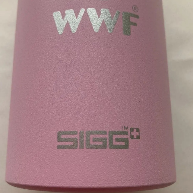 SIGG(シグ)の★SIGG×WWF★コラボ ピンク パンダ ボトル マイボトル 水筒 パステル インテリア/住まい/日用品のキッチン/食器(容器)の商品写真