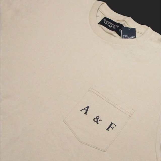 Abercrombie&Fitch(アバクロンビーアンドフィッチ)の★新品★アバクロンビー&フィッチ★長袖ポケットTシャツ (Beige/L) メンズのトップス(Tシャツ/カットソー(七分/長袖))の商品写真