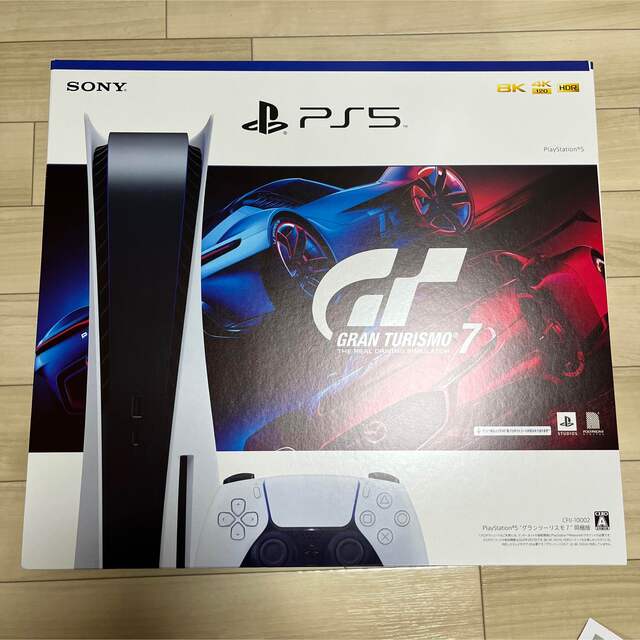 最新版 PlayStation５　ディスクドライブ搭載　グランツーリスモ同梱版