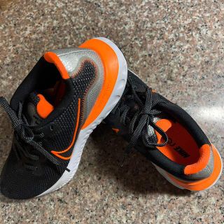 ナイキ(NIKE)のNIKEスニーカー26㎝　パンション⁈オレンジ&黒&シルバー(スニーカー)