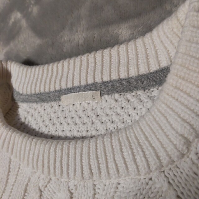 GU(ジーユー)の白のニット♪ メンズのトップス(ニット/セーター)の商品写真