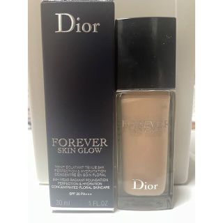 ディオール(Dior)のディオールスキン　フォーエヴァー　フルイド　グロウ(ファンデーション)