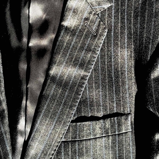DKNY(ダナキャランニューヨーク)の伊勢丹メンズ館購入 ⭕️ダークネイビー色◉DKNY wool１００％ メンズのスーツ(セットアップ)の商品写真