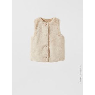 ザラ(ZARA)のzara ザラ　 リバーシブル　フェイクファー　ベスト　ジレ(ベスト/ジレ)