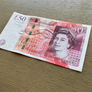 [美品] イギリスポンド 旧紙幣 エリザベス女王 50ポンド 8924(貨幣)