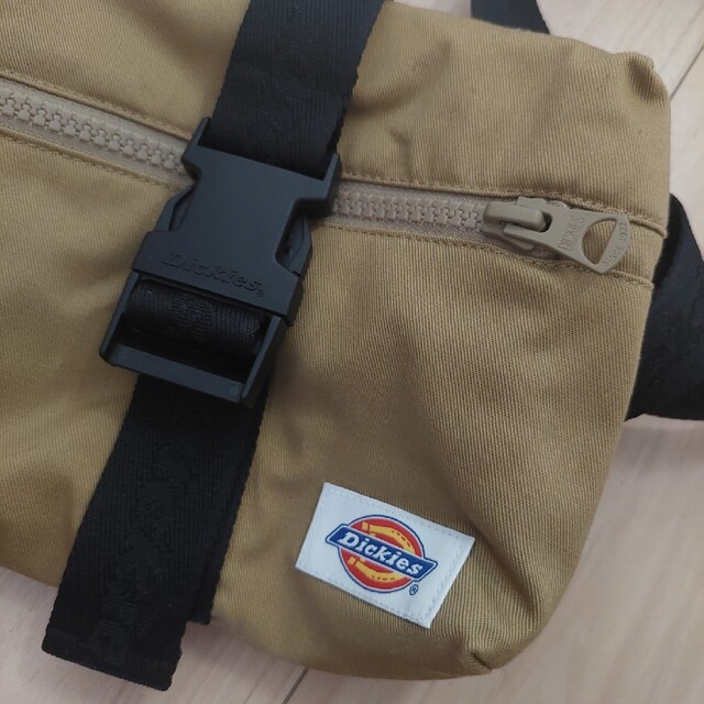 Dickies(ディッキーズ)のdickies  ウエストポーチ　バック メンズのバッグ(ボディーバッグ)の商品写真