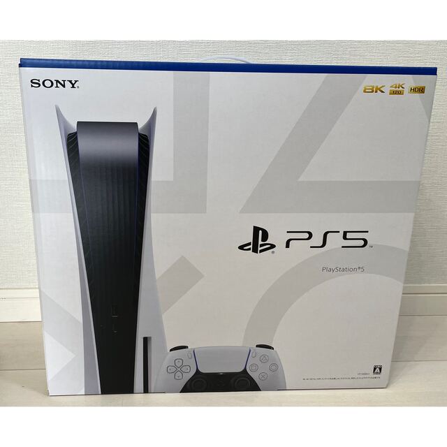 PlayStation(プレイステーション)のPlayStation5 通常版 ディスクドライブ搭載モデル  エンタメ/ホビーのゲームソフト/ゲーム機本体(家庭用ゲーム機本体)の商品写真