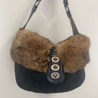 コーチ(COACH)のコーチ COACH バッグ ショルダーバッグ ファー G05K-9443 黒(ショルダーバッグ)