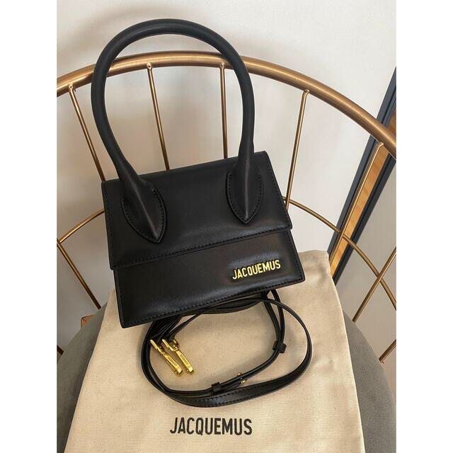 JACQUEMUS  Le Chiquito Moyen トップハンドル バッグ