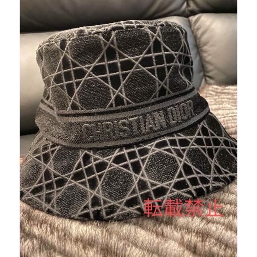 Christian Dior(クリスチャンディオール)の新品未使用‼︎Christian Diorロゴカナージュバケットハット レディースの帽子(ハット)の商品写真