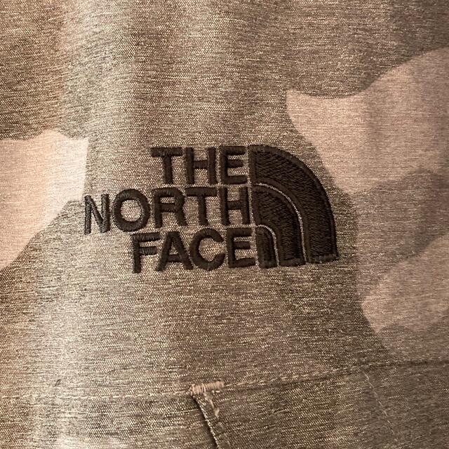 THE NORTH FACE(ザノースフェイス)の早い者勝ち‼️ノースフェイス　マウンテンライト メンズのジャケット/アウター(ナイロンジャケット)の商品写真