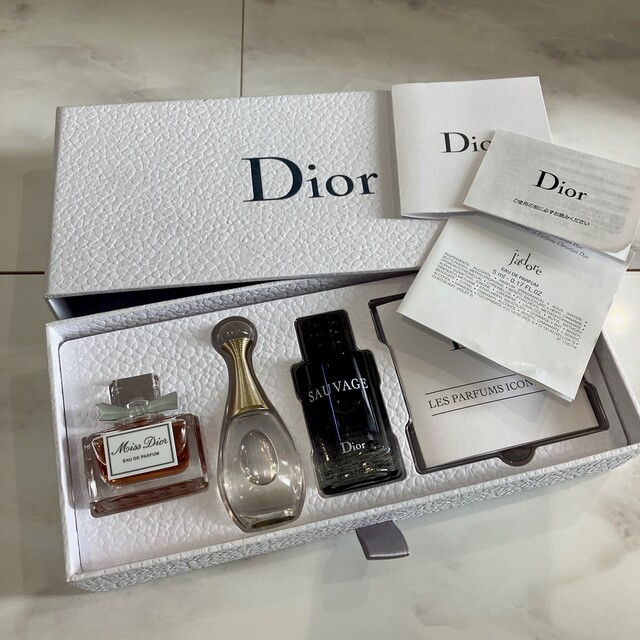 Dior   ディオール フレグランス ディスカバリー セットの通販 by R
