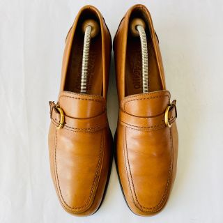 サルヴァトーレフェラガモ(Salvatore Ferragamo)のサルバトーレ フェラガモ 茶色 ローファー 25.5cm 除菌・消臭済み(ドレス/ビジネス)