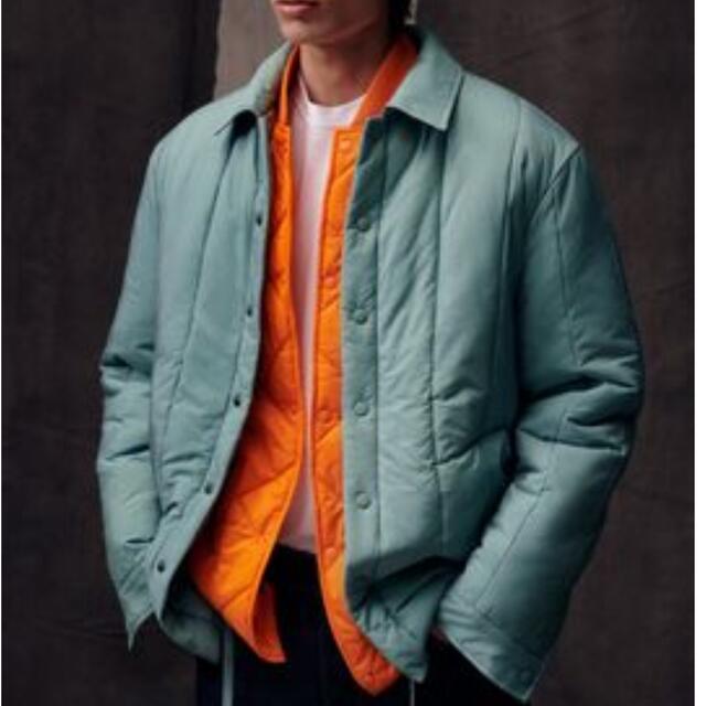 ZARA(ザラ)の半額以下新品タグ付ZARA VERTICAL QUILTED OVERSHIRT メンズのジャケット/アウター(ダウンジャケット)の商品写真