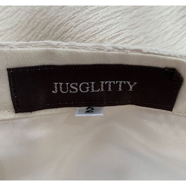 JUSGLITTY(ジャスグリッティー)のジャスグリッティ　フレアスカート　アイボリーホワイト レディースのスカート(ひざ丈スカート)の商品写真