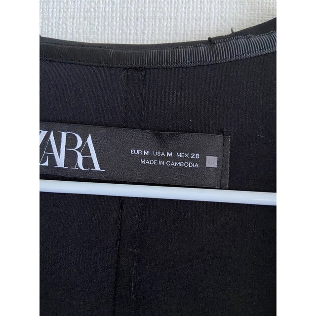 ZARA(ザラ)のZARA フード スエード ミドルコード レディースのジャケット/アウター(ロングコート)の商品写真