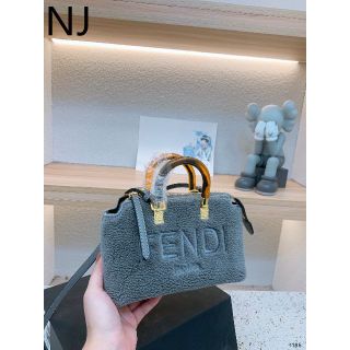 FENDI - ⭐⭐Fendi⭐トートバッグ、ハンドバッグ、バッグ????????