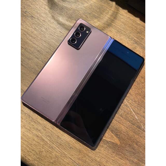 サムスン Galaxy Z Fold 2 5G au版 simロック解除済み サムスン Galaxy Z Fold 2 5G au版 simロック解除済み