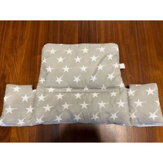 ストッケ(Stokke)の【nanako様専用】ストッケ　クッション（破れあり）(その他)