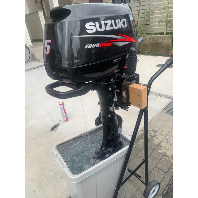 スズキ - SUZUKI船外機 DF5 5馬力の通販 by ピロピロ's shop スズキ - SUZUKI船外機 DF5 5馬力の通販 by ピロピロ's shop