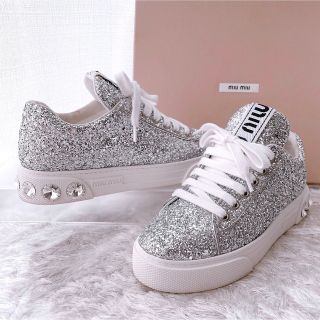 ミュウミュウ ラメ スニーカー(レディース)の通販 69点 | miumiuの