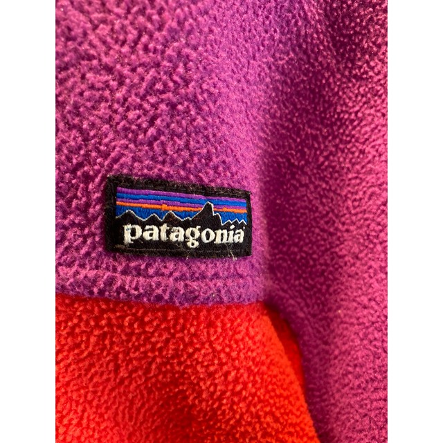 patagonia(パタゴニア)のpatagonia パタゴニア　リバーシブルジャケット　 キッズ/ベビー/マタニティのキッズ服男の子用(90cm~)(ジャケット/上着)の商品写真