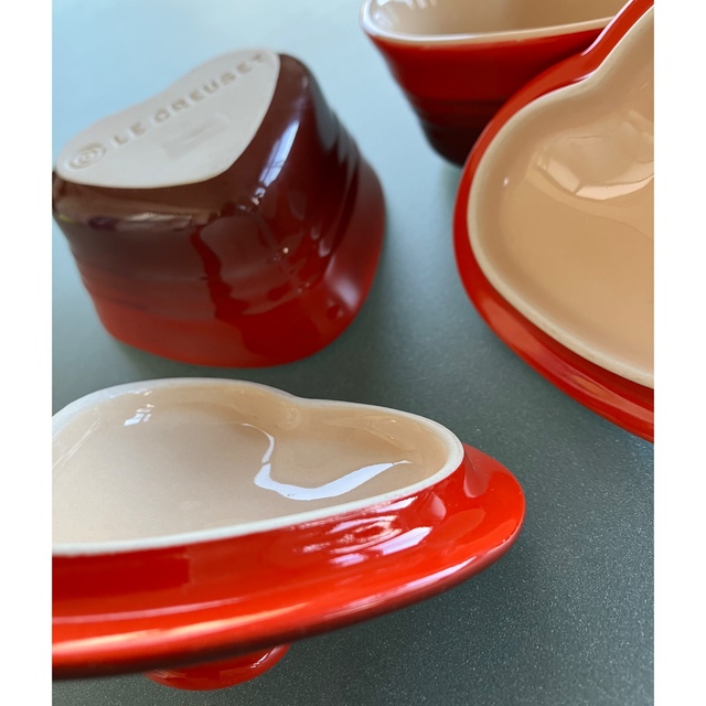 LE CREUSET(ルクルーゼ)のセール ル・クルーゼ ラムカン・ダムール(蓋付)2個セット インテリア/住まい/日用品のキッチン/食器(食器)の商品写真