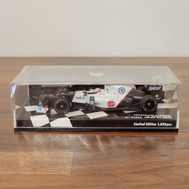 ミニチャンプス 1/43 ザウバーC31 小林可夢偉　日本GP　3位表彰台