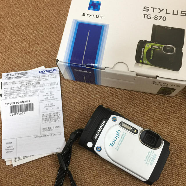 OLYMPUS TG-870 WHT 美品