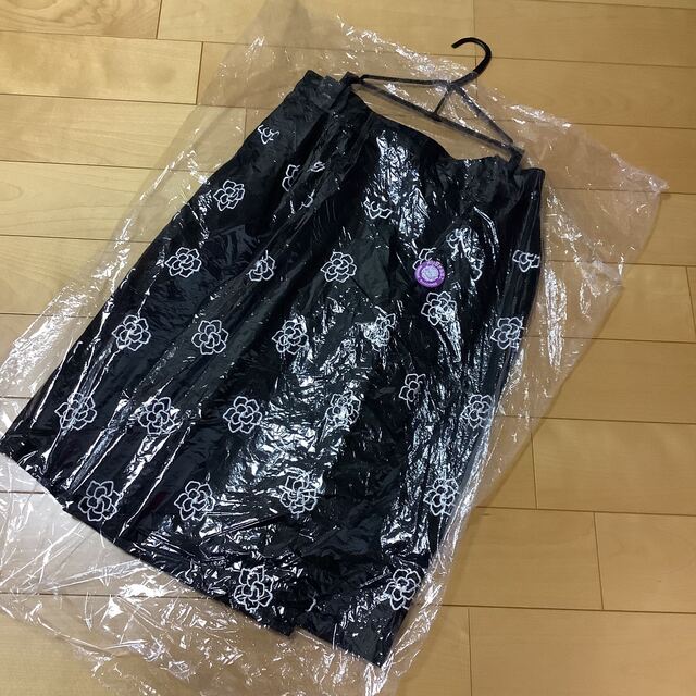 M'S GRACY(エムズグレイシー)のエムズグレイシー 40 L★カメリア　刺繍　ウール　スカート　ブラック レディースのスカート(ひざ丈スカート)の商品写真