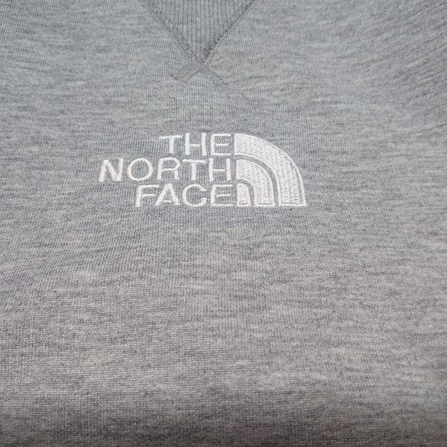 THE NORTH FACE センターロゴ 刺繍 スウェットトレーナー ノース