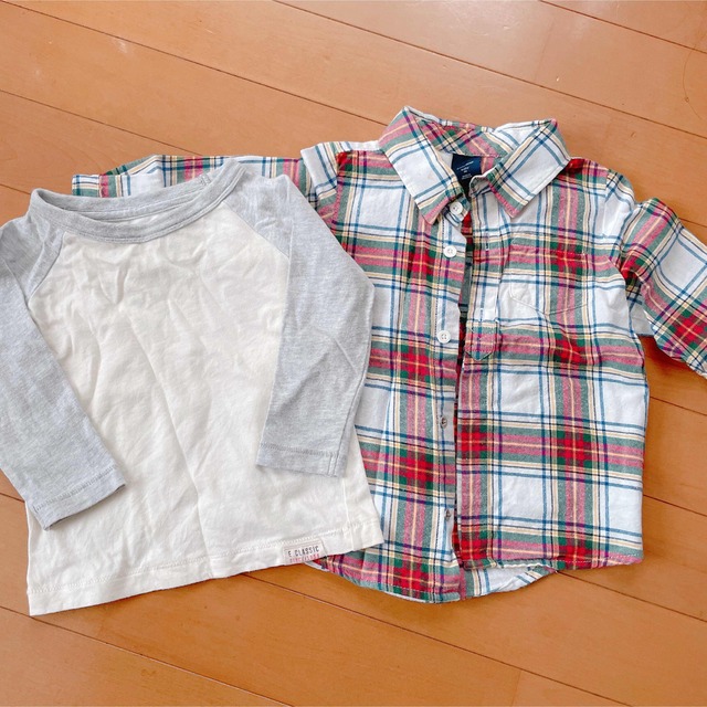 babyGAP(ベビーギャップ)の80cmトップスSET キッズ/ベビー/マタニティのベビー服(~85cm)(シャツ/カットソー)の商品写真