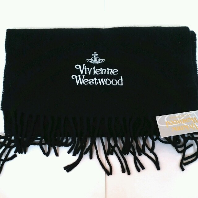 Vivienne Westwood(ヴィヴィアンウエストウッド)の【新品タグ付き❗】💝ヴィヴィアンウエストウッド マフラー💝 メンズのファッション小物(マフラー)の商品写真