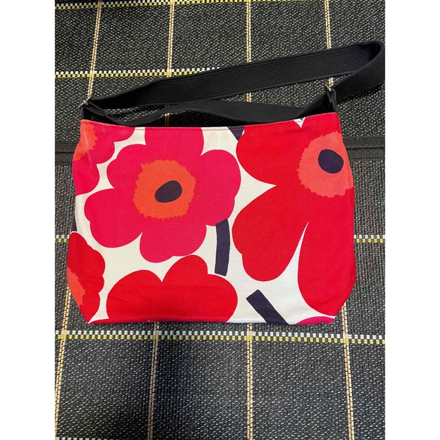 marimekko(マリメッコ)のmarimekko マリメッコウニッコバック レディースのバッグ(ショルダーバッグ)の商品写真