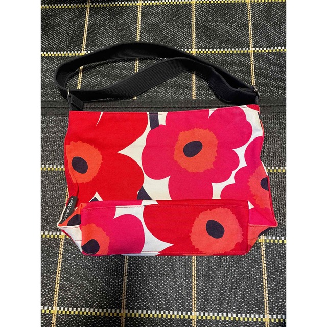 marimekko(マリメッコ)のmarimekko マリメッコウニッコバック レディースのバッグ(ショルダーバッグ)の商品写真