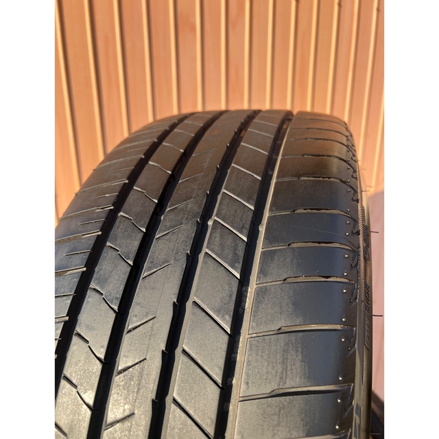 良品　国産　2018年製　最高級　225/45R18 4本　クラウン　マジェスタ