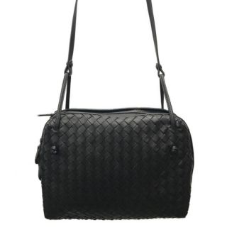 ボッテガヴェネタ(Bottega Veneta)の【極美品】ボッテガヴェネタ　イントレチャート　ショルダーバッグ　ブラック(ショルダーバッグ)