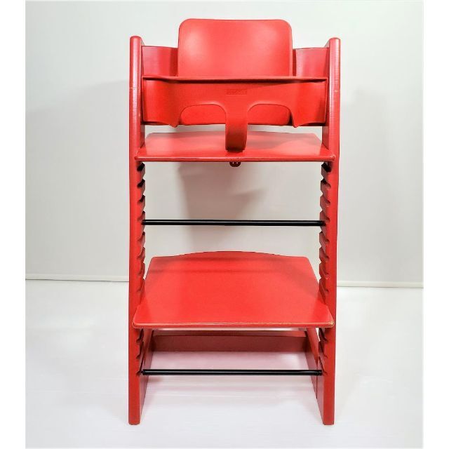 ストッケ STOKKE トリップトラップ ベビーガード付 シリアル3 赤 ストッケ STOKKE トリップトラップ ベビーガード付 シリアル3 赤