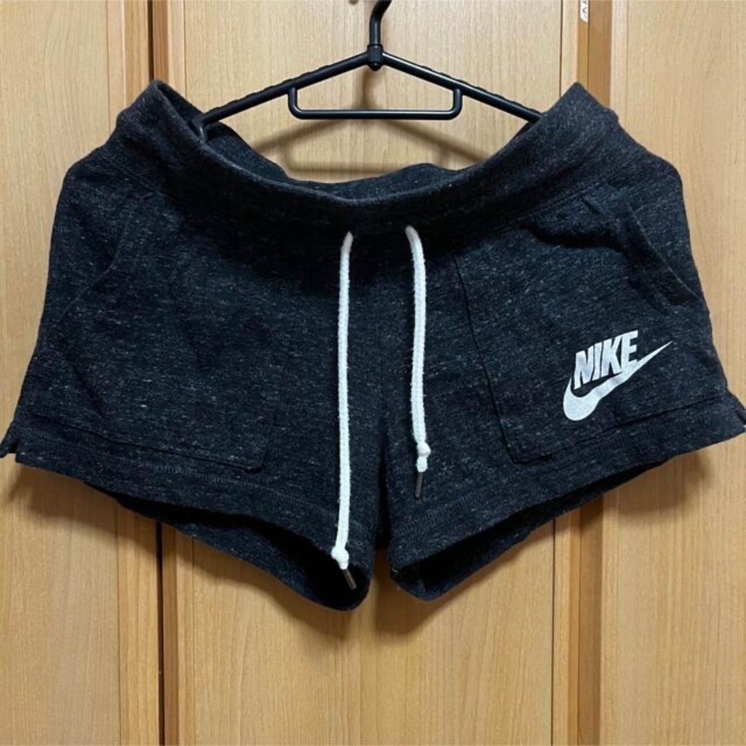 NIKE(ナイキ)のNIKE セットアップ レディースのレディース その他(セット/コーデ)の商品写真