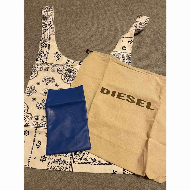 DIESEL(ディーゼル)のdiesel 保護袋　ノベルティ　エコバッグ レディースのバッグ(ショップ袋)の商品写真