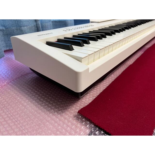 Roland(ローランド)のRoland ローランド FP-30 ホワイト 電子ピアノ 中古美品 楽器の鍵盤楽器(電子ピアノ)の商品写真