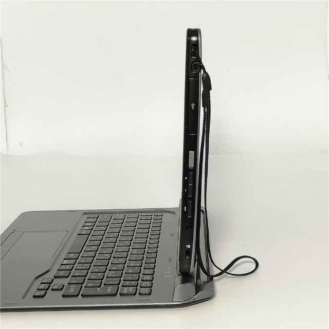 SSD 富士通 Q665/M 4GB 無線 BD カメラ Windows11 スマホ/家電/カメラのPC/タブレット(ノートPC)の商品写真