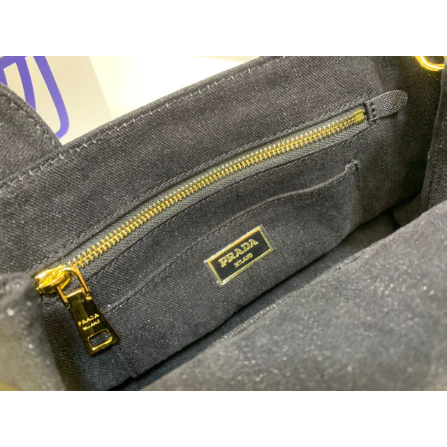 ✨美品✨PRADA カナパ S ブラック ストライプ ショルダーバッグ ✨極美品✨PRADA カナパ S ブラック ストライプ ショルダーバッグ