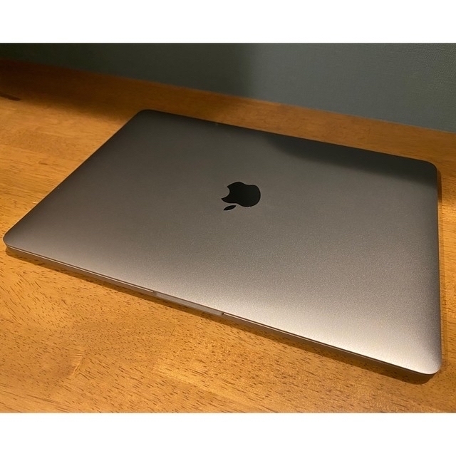 MacBook pro M1チップ 2020 13インチ　SSD 256GB