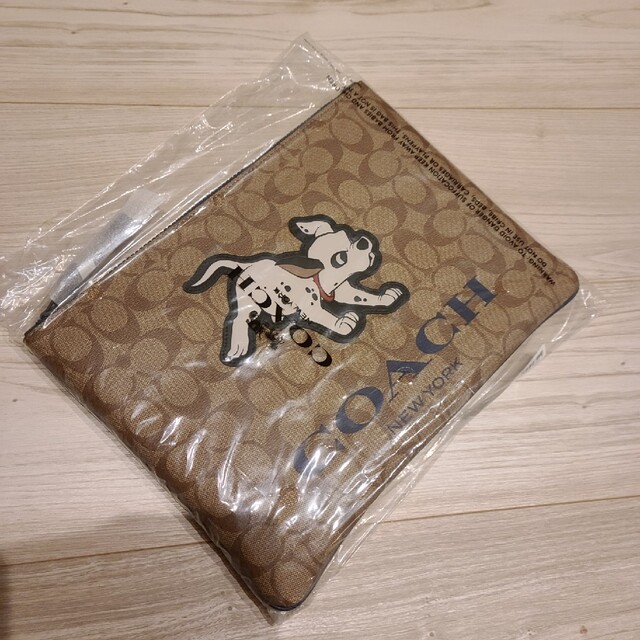 【新品★未開封】COACH★101匹わんちゃん★クラッチクラッチバッグ