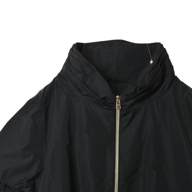 HERNO(ヘルノ)のHERNO 半袖 ジップ ジャケット レディースのジャケット/アウター(ブルゾン)の商品写真