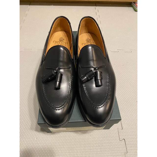 Crockett&Jones(クロケットアンドジョーンズ)の【新品未使用】クロケット＆ジョーンズ　タッセルローファー メンズの靴/シューズ(ドレス/ビジネス)の商品写真