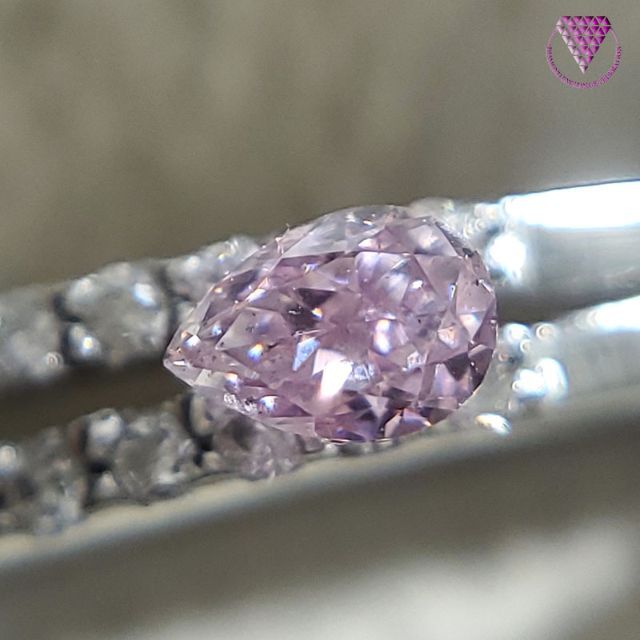 0.086 ct Fancy Intense Pink GIA  天然 ピンク