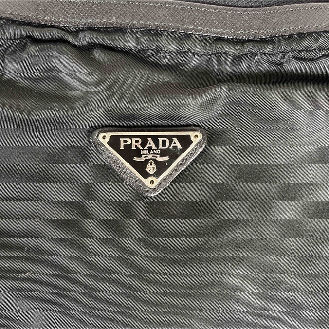 PRADA プラダ　大きめポーチ　クラッチバック　マルチポーチ　黒色　三角ロゴ